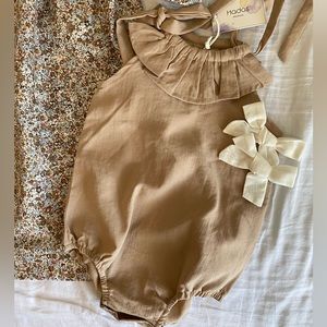 Brand new taupe romper bubble girls 12-18m
